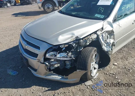 2013 Chevrolet Malibu 1Ls z USA, uszkodzony, nr VIN 1G11B5SA7DF257153